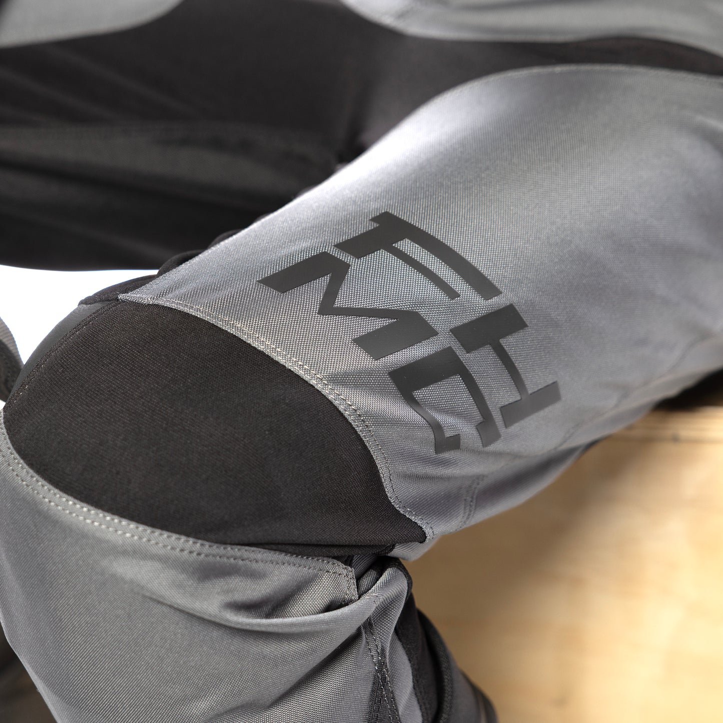 Pack Fasthouse Carbon Method Gris